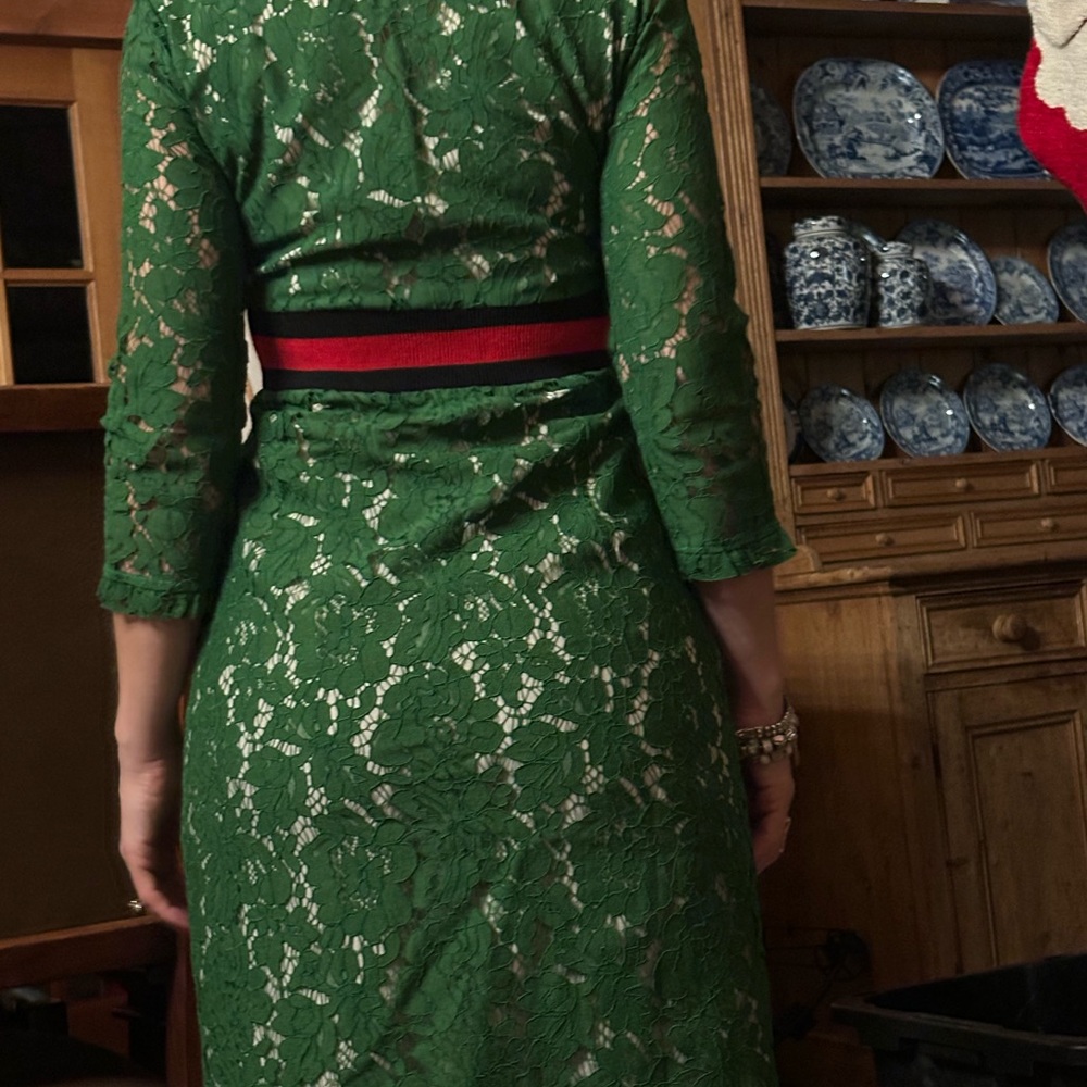 Gucci Emerald Lace Dress with Red Accents - Picture 16 of 16